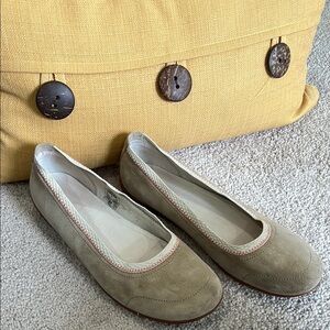 Patagonia Gilia Retro Khaki Flats with Suede Finish